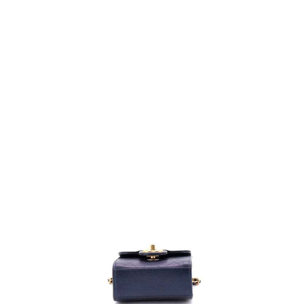 Chanel Chic Pearls Flap Clutch With #223604C30B - Picture 4 of 6